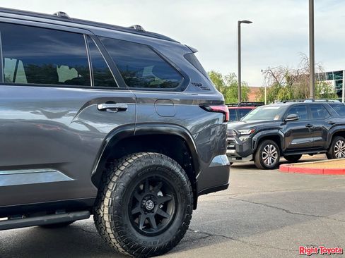 Certified 2025 Toyota Sequoia Platinum w/ TRD Off-Road Package AWD/4WD image 11
