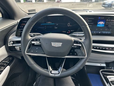 Used 2024 Cadillac Lyriq Luxury image 22