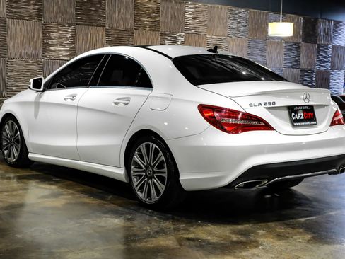Used 2019 Mercedes-Benz CLA 250 image 16