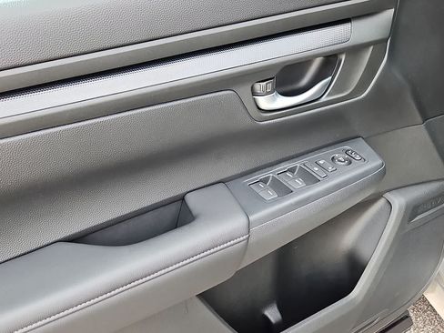 Used 2024 Honda CR-V EX image 29