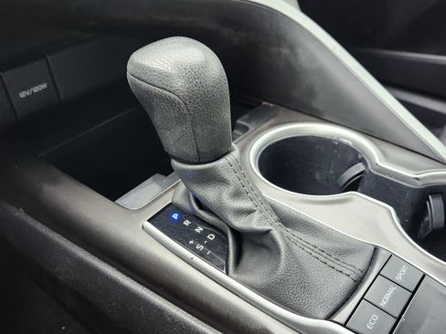 Used 2024 Toyota Camry LE image 30