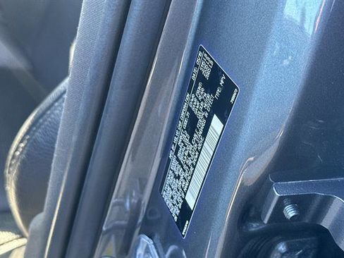 Used 2020 Volvo V60 T5 Cross Country image 33