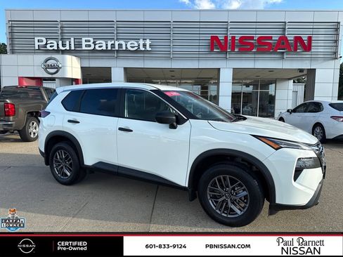 Certified 2026 Nissan Rogue S FWD image 2