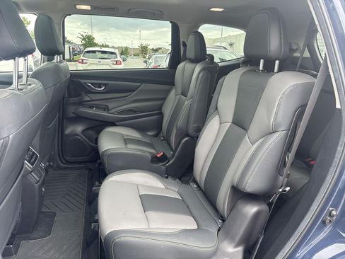 Used 2025 Subaru Ascent Onyx Edition AWD/4WD image 30