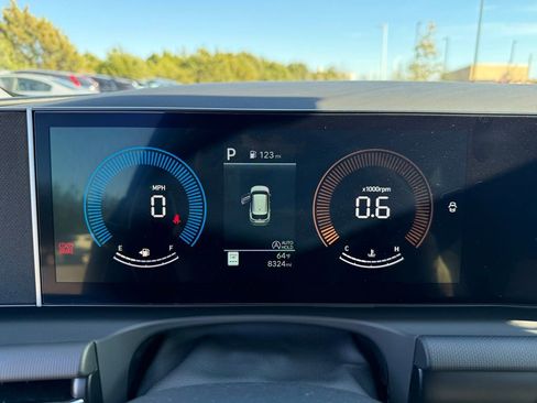 Certified 2025 Hyundai Tucson SEL image 16