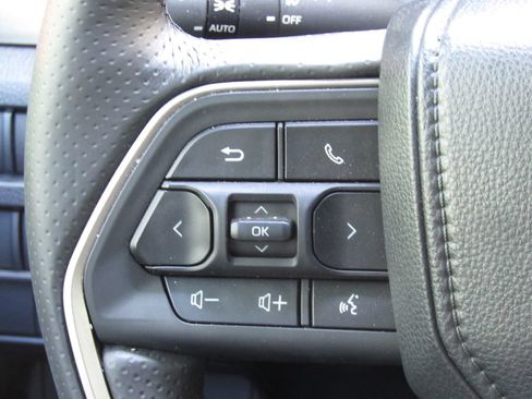 Certified 2025 Toyota 4Runner TRD Sport AWD/4WD image 23