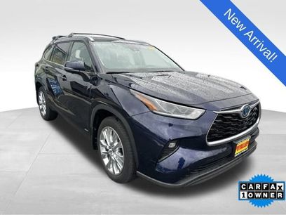 Used 2023 Toyota Highlander Limited