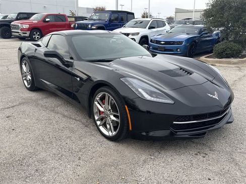 Used 2019 Chevrolet Corvette Stingray Coupe w/ 1LT image 7