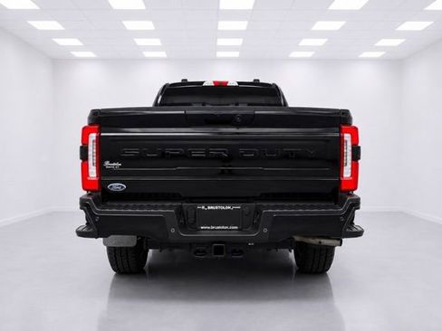 Used 2025 Ford F250 Platinum AWD/4WD image 7