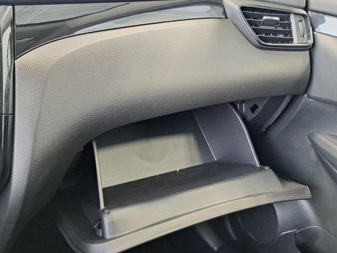 Used 2020 Nissan Rogue Sport SV w/ All-Weather Package image 20