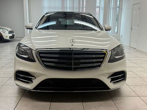 Used 2019 Mercedes-Benz S 560 Sedan image 2