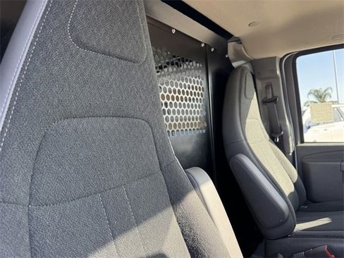 Used 2024 Chevrolet Express 2500 Work Van w/ Driver Convenience Package image 6