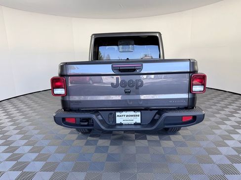 New 2026 Jeep Gladiator Sahara image 4