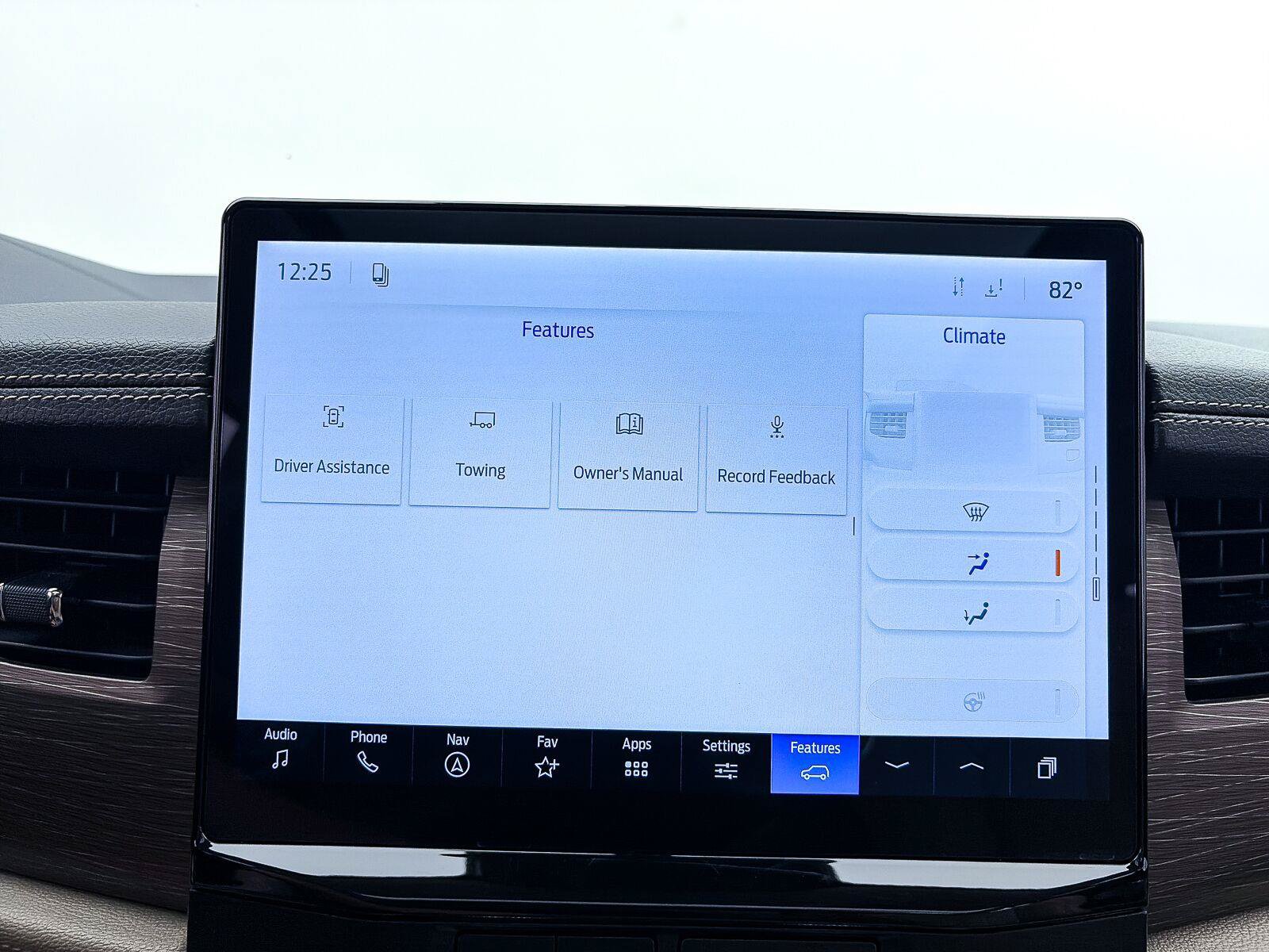 Used 2024 Ford Expedition Max Limited AWD/4WD image 30