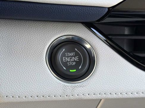 New 2026 Buick Enclave Avenir FWD image 9