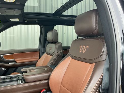 Used 2025 Ford Expedition Max King Ranch AWD/4WD image 11