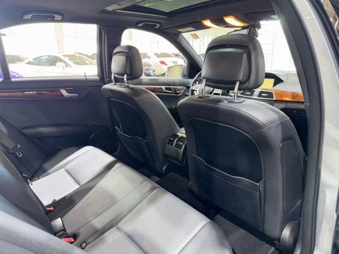 Used 2014 Mercedes-Benz C 250 Sedan image 60
