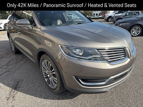 Used 2017 Lincoln MKX Reserve w/ Lincoln MKX Climate Package image 12
