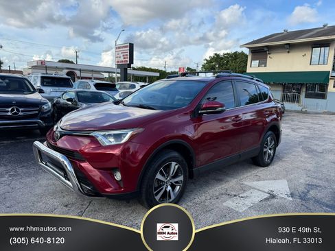 Used 2018 Toyota RAV4 XLE FWD image 1