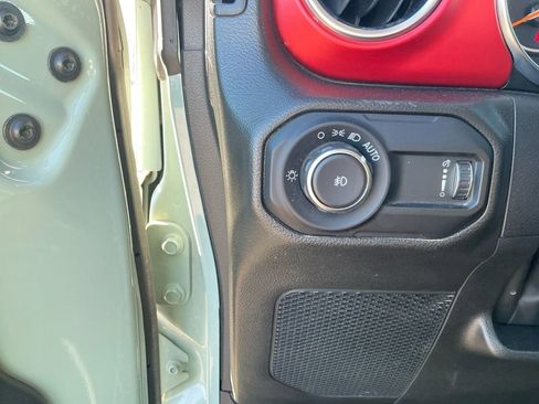 Used 2023 Jeep Wrangler Unlimited Rubicon image 20