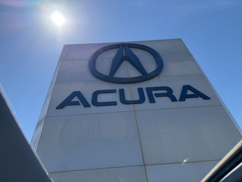 Used 2019 Acura MDX w/ Advance Package AWD/4WD image 2
