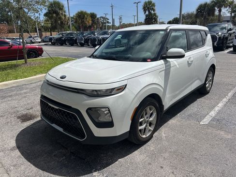 Used 2020 Kia Soul S image 7