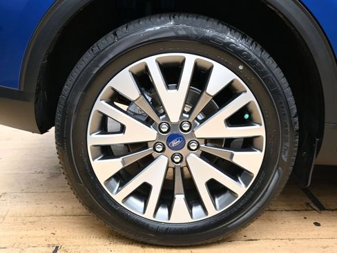 Used 2022 Ford Escape Titanium AWD/4WD image 14