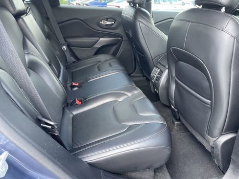 Used 2021 Jeep Cherokee Latitude Lux AWD/4WD image 23