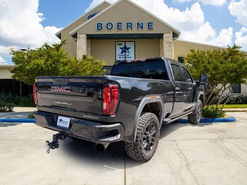 Used 2021 GMC Sierra 3500 Denali w/ Denali Black Diamond Edition AWD/4WD image 7
