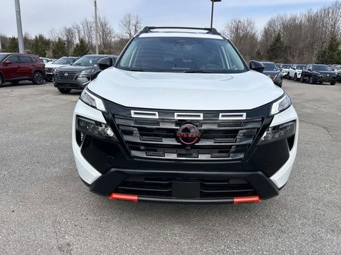 New 2026 Nissan Rogue SV AWD/4WD image 2