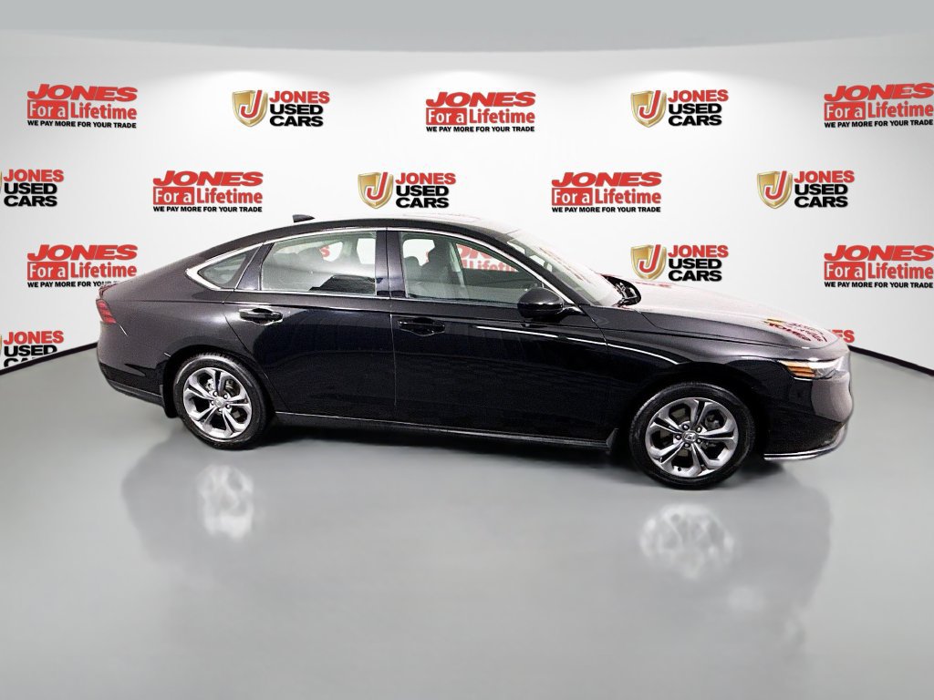 Used 2023 Honda Accord EX image 17