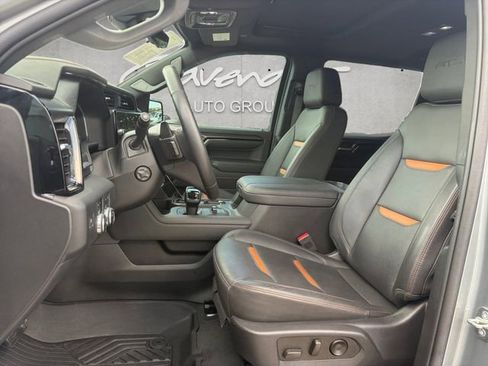 Used 2023 GMC Sierra 1500 AT4 w/ AT4 Premium Package AWD/4WD image 19