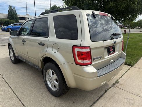 Used 2011 Ford Escape XLT w/ 202A Rapid Spec Order Code AWD/4WD image 9