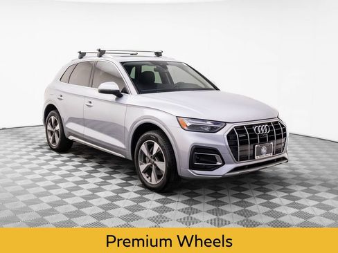 Used 2023 Audi Q5 2.0T Premium Plus w/ Premium Plus Package image 7