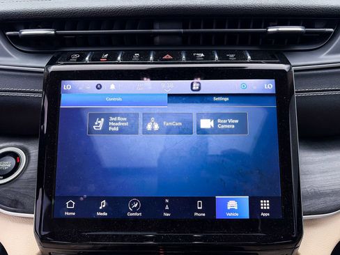 Used 2021 Jeep Grand Cherokee L Limited image 25