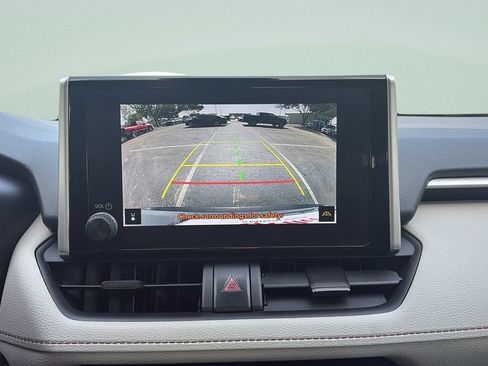 Used 2024 Toyota RAV4 XLE w/ Convenience Package FWD image 21