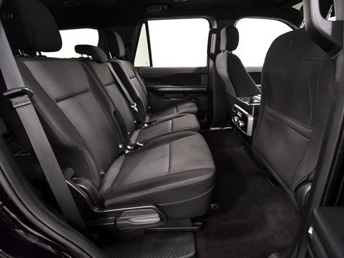 Used 2020 Ford Expedition XLT AWD/4WD image 17