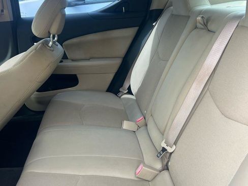 Used 2014 Dodge Avenger SE FWD image 6