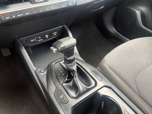 Used 2026 Kia K4 FWD image 34