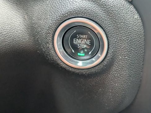 Used 2020 GMC Sierra 1500 SLT w/ SLT Premium Plus Package AWD/4WD image 18