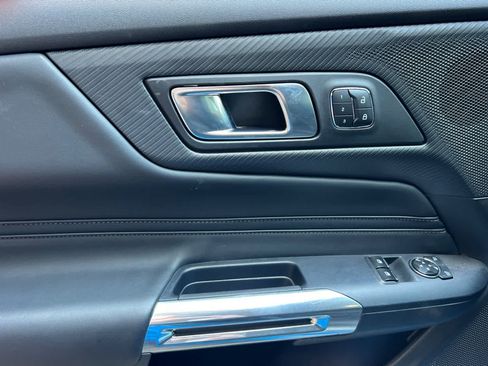 Used 2025 Ford Mustang GT Premium RWD image 15