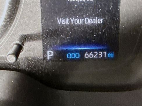 Used 2021 Toyota Corolla SE w/ SE Premium Package FWD image 16