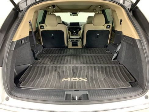 Used 2022 Acura MDX SH-AWD w/ Technology Package image 13
