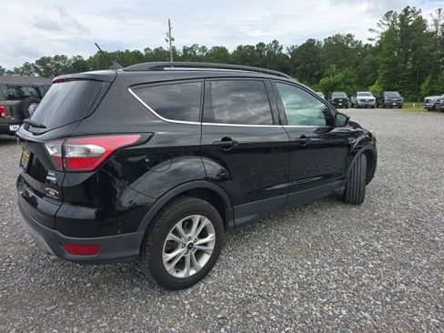 Used 2018 Ford Escape SEL w/ Ford Safe & Smart Package FWD image 5