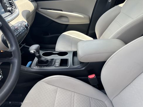 Used 2019 Kia Sorento FWD image 22
