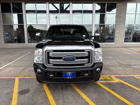 Used 2015 Ford F350 Platinum w/ FX4 Off-Road Package image 2