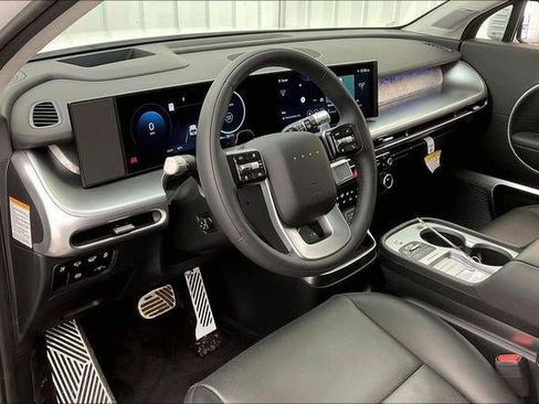 New 2026 Hyundai Ioniq 9 Calligraphy image 27