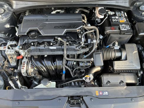 Used 2023 Hyundai Elantra SEL FWD image 24