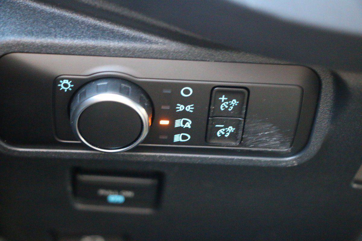 Used 2025 Ford Bronco Badlands AWD/4WD image 19