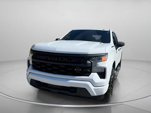 Used 2025 Chevrolet Silverado 1500 Custom w/ Turbomax Blackout Package image 8
